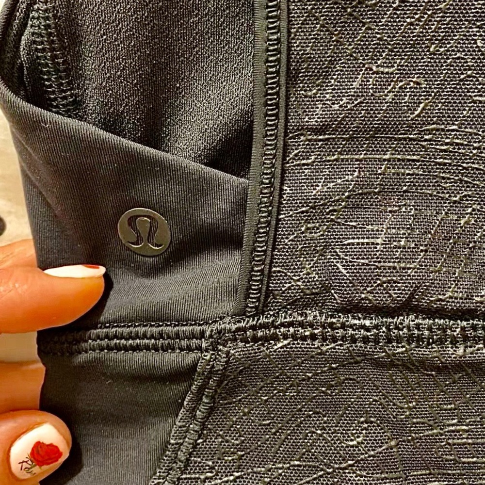 Lululemon Yoga Bra - Picture 2 of 9